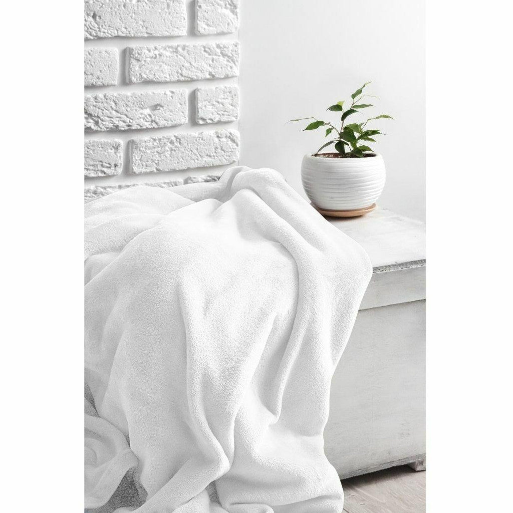 Cozy Single Polyester Fleece Throw Blanket - Machine Washable - 200 GSM - 130x170cm